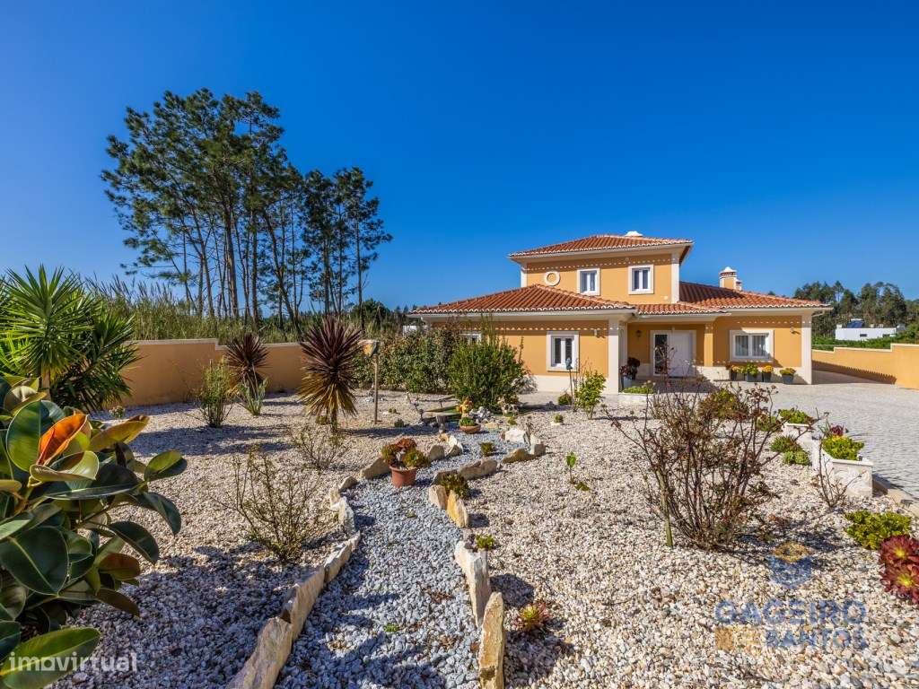 Moradia de estilo tradicional T4-26