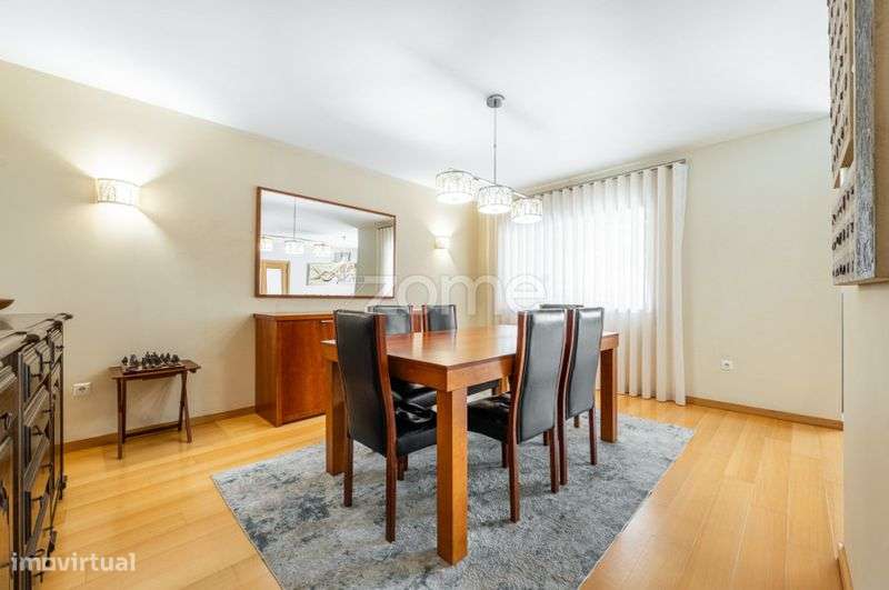 Moradia T4 - V.N.Famalicão - Grande imagem: 4/9