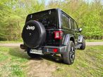 Jeep Wrangler - 10