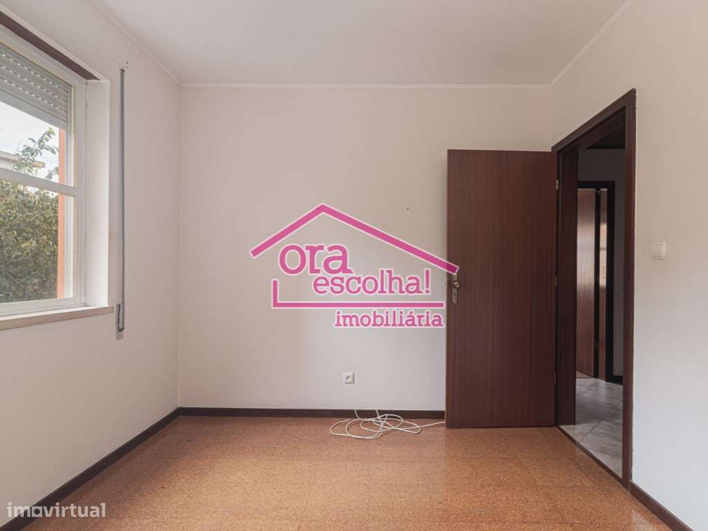 Apartamento T3 de 1998 com 95 m2 e Arrecadação individual em Campol...-8
