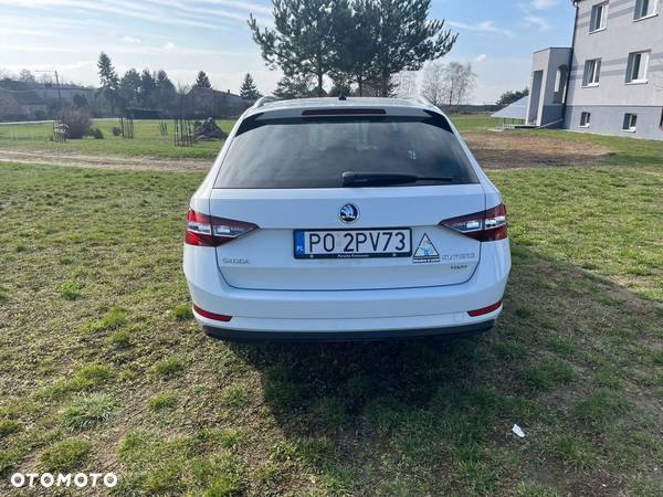 Skoda Superb 2.0 TDI 4x4 Ambition DSG - 6