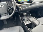 Lexus ES 300h Special Edition - 12