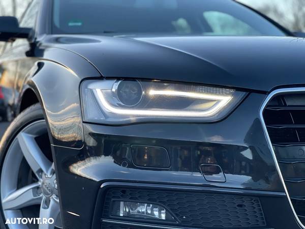 Audi A4 Avant 2.0 TDI DPF multitronic S line Sportpaket - 14