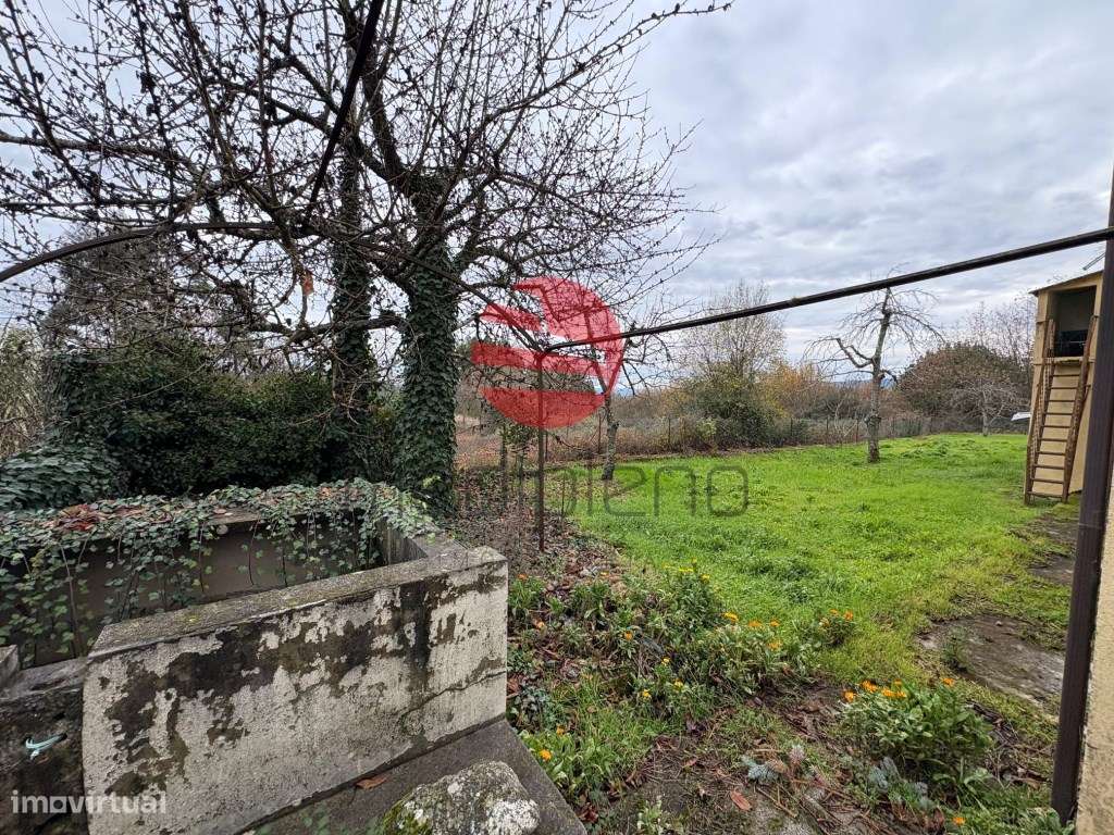 Moradia Bi-Familiar T8 Venda Moimenta da Beira-41