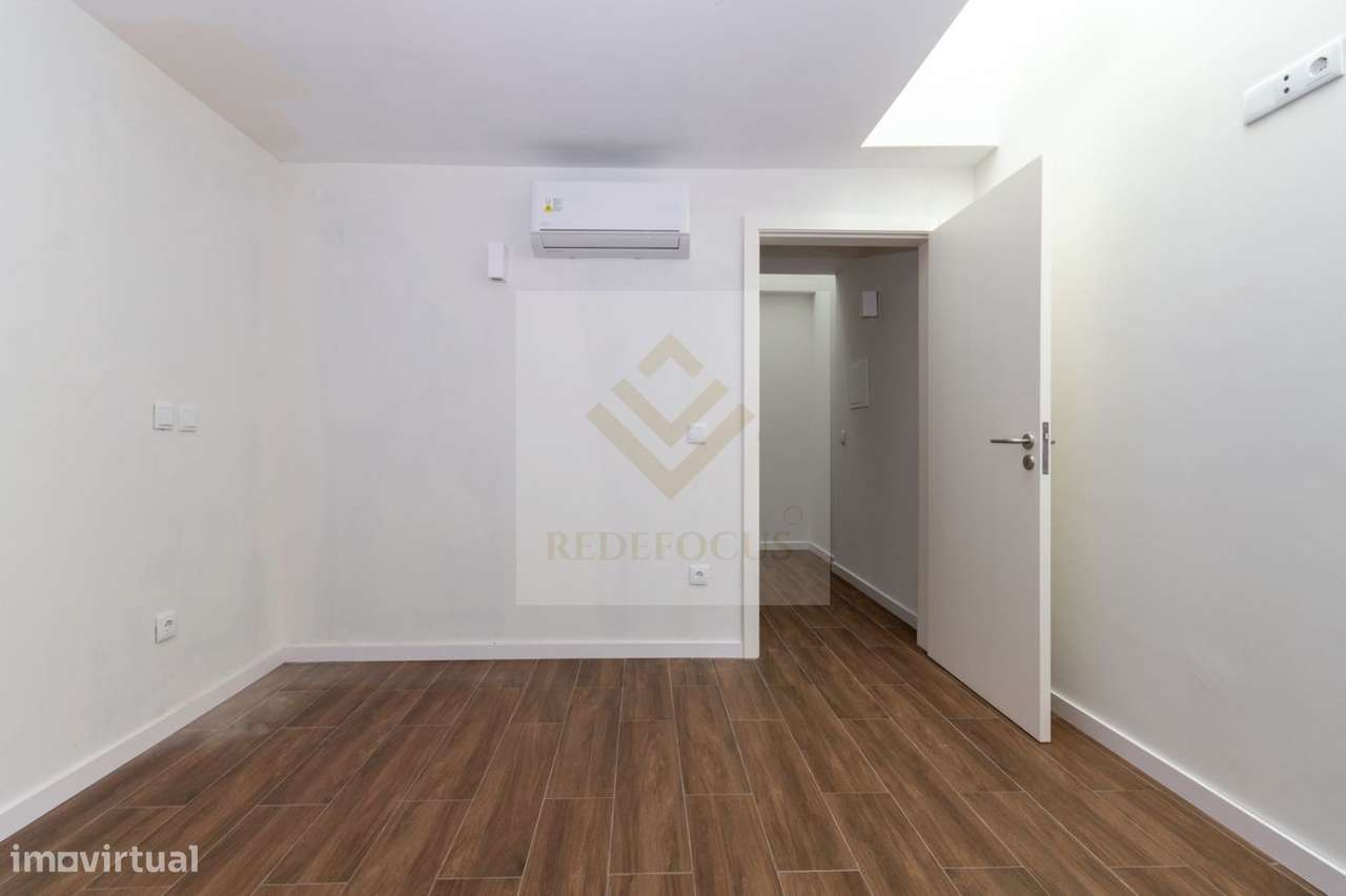 T2 duplex renovado com 122m² em Argoncilhe-11