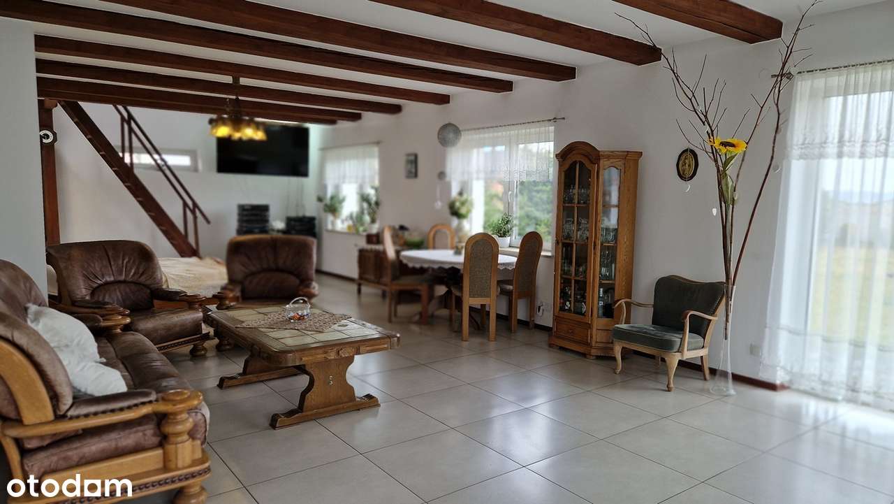 Sprzedam wyremontowany dom w otoczeniu drzew dębowych-2