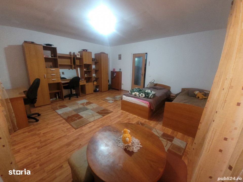 Apartament de 1 camere, 33 mp, mobilat/utilat, zona FSEGA