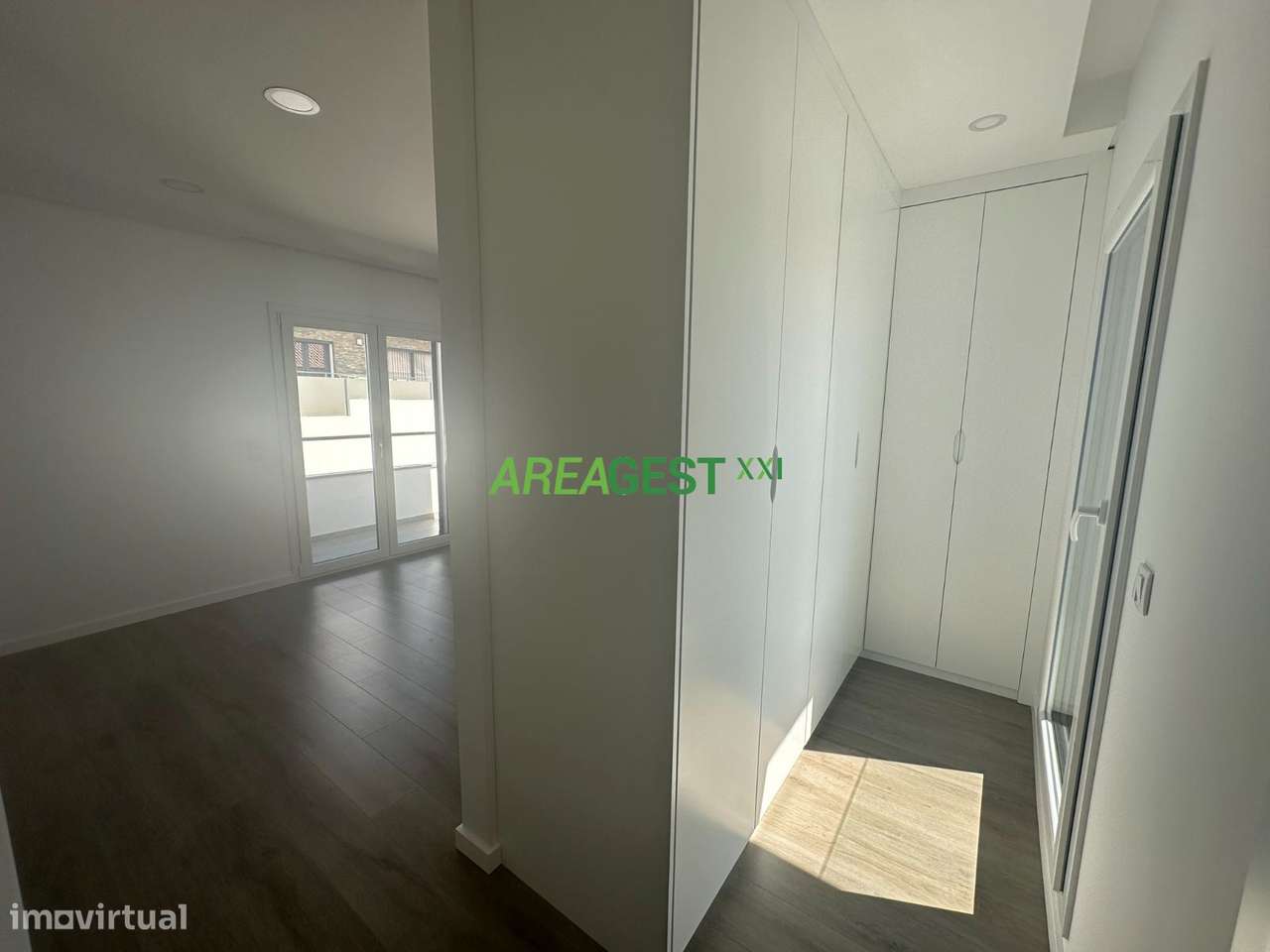 Moradia V4+1 no Casal Novo, Caneças-10