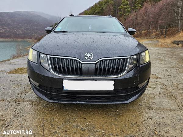 Skoda Octavia Combi Diesel 1.6 TDI DSG Style - 6