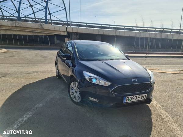 Ford Focus 2.0 TDCi Powershift Titanium - 2