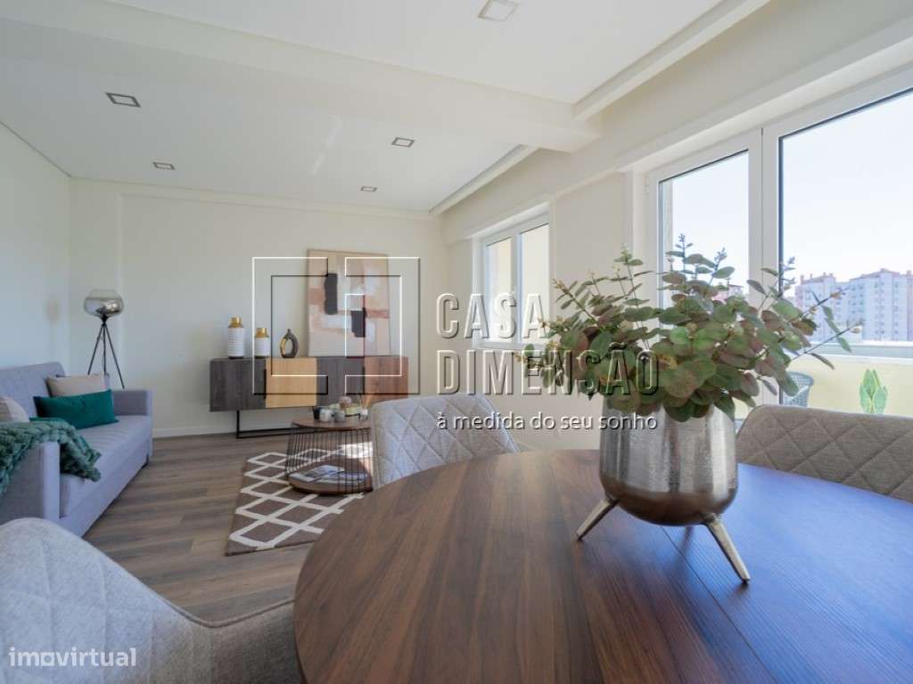 Apartamento T3 com Varanda em Benfica - Totalmente Mobilado e Pront...-35