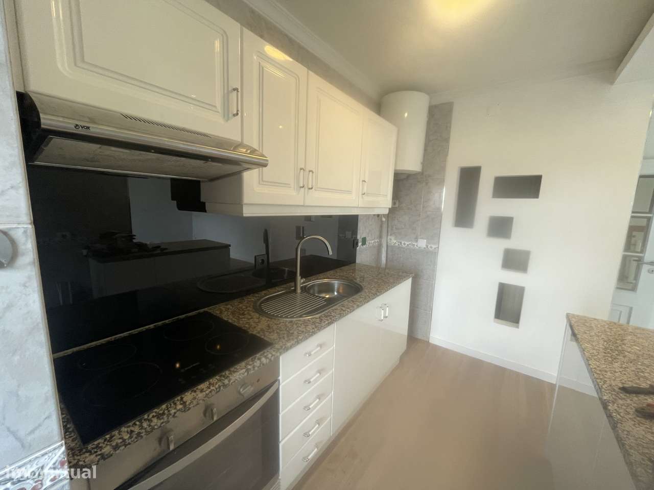 T1+1 S. Mamede Infesta, Matosinhos - Grande imagem: 4/8