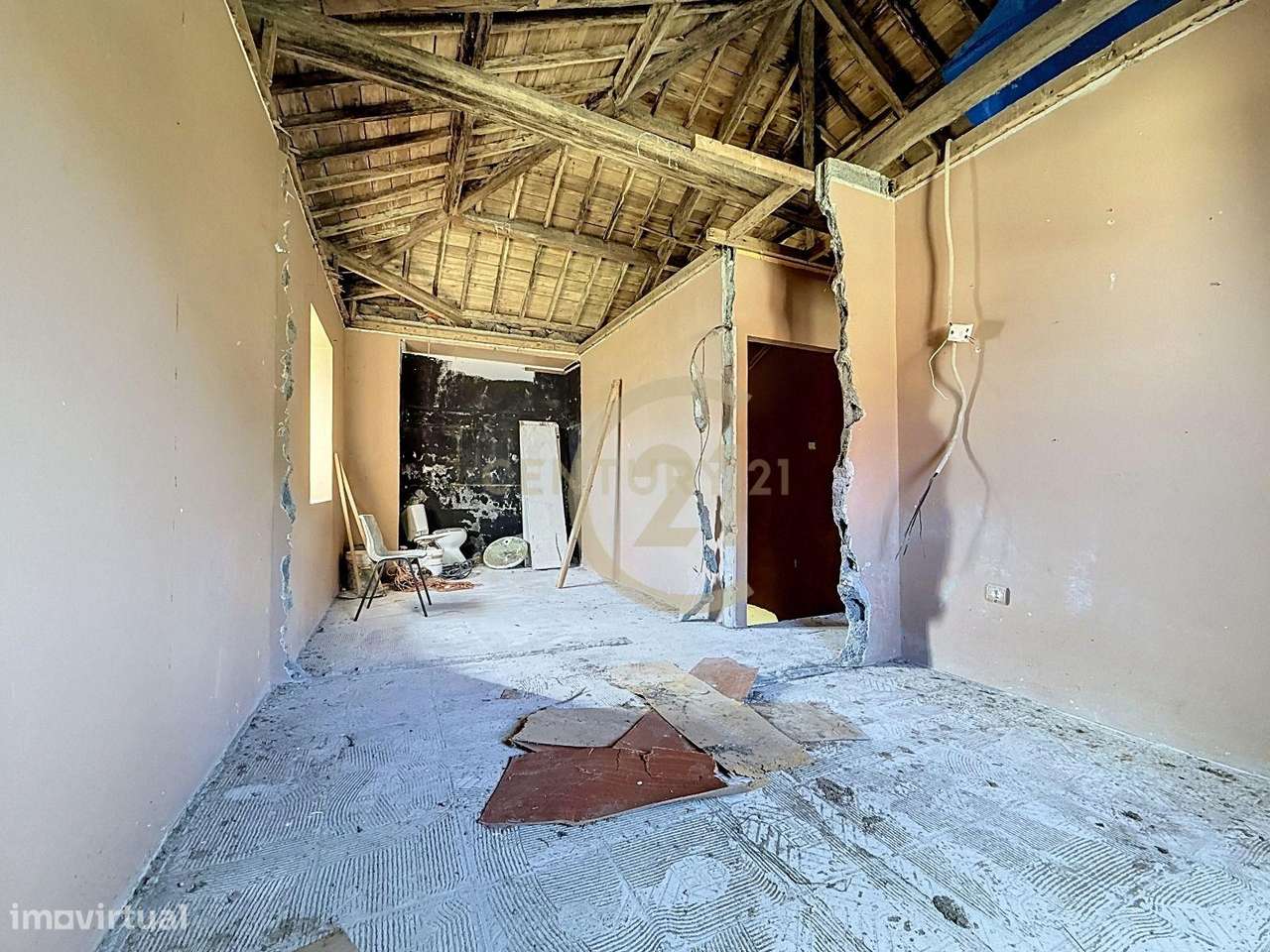 Moradia Usada em Serreta, Angra do Heroísmo - 110.000€-10