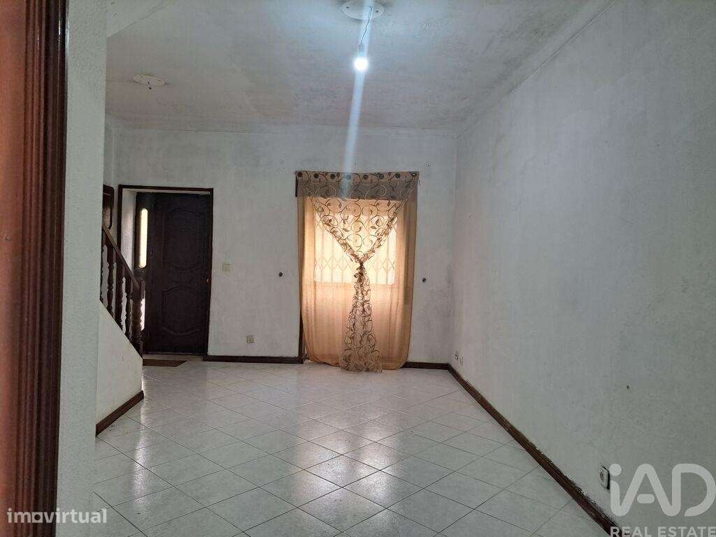 Casa / Villa T3 em Mafamude e Vilar do Paraíso de 123,00 m2 - Grande imagem: 4/26