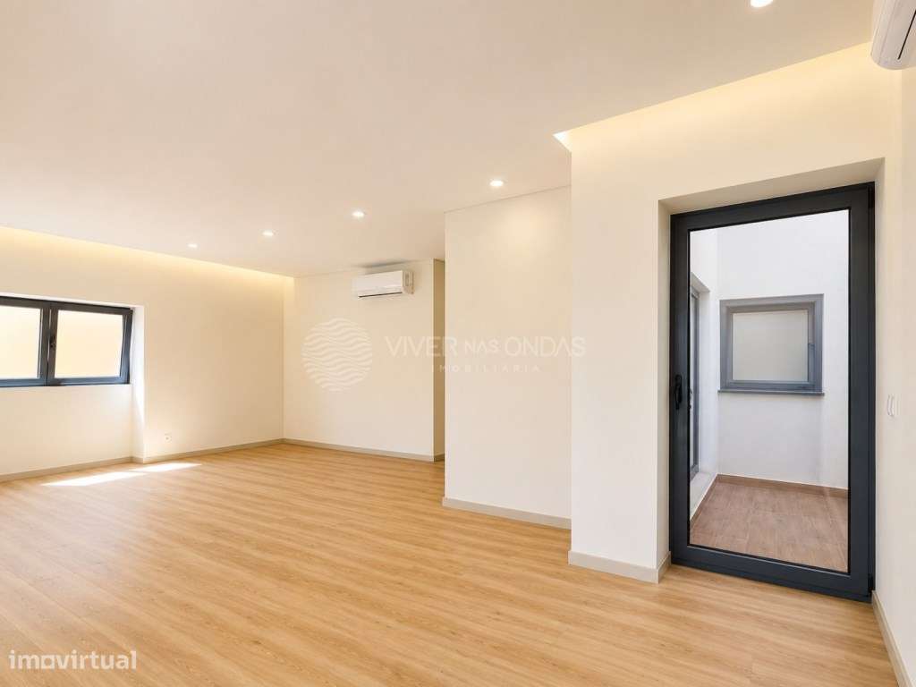 Andar de moradia T3 com áreas Amplas | Terraço | Espinho | Junto ao...-14