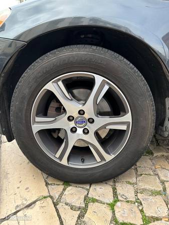 Volvo XC 60 2.4 D3 Geartronic - 8