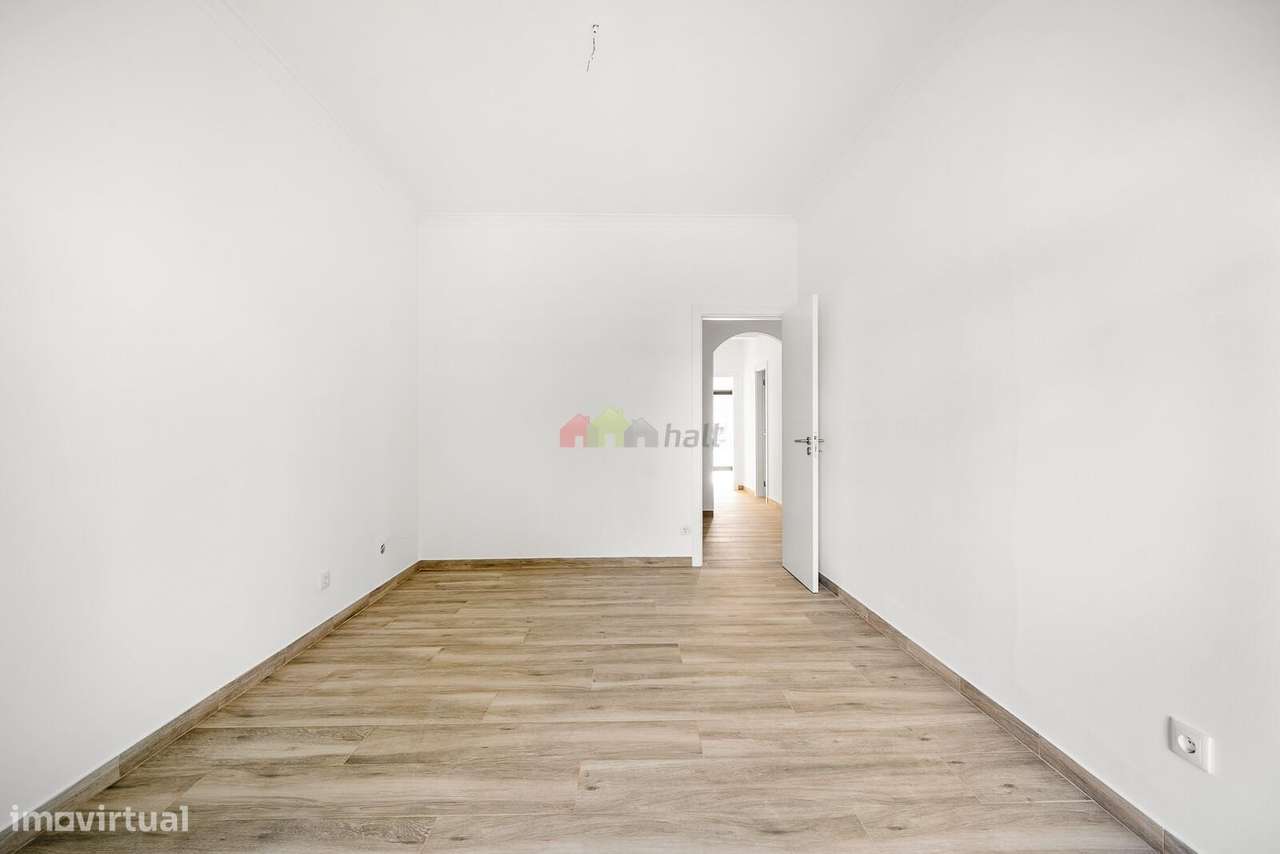 Apartamento T2 Totalmente Remodelado – Santo André, Barreiro - Grande imagem: 5/25