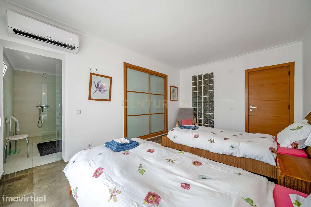 Moradia com 4 quartos, independente com piscina em Albufeira-26