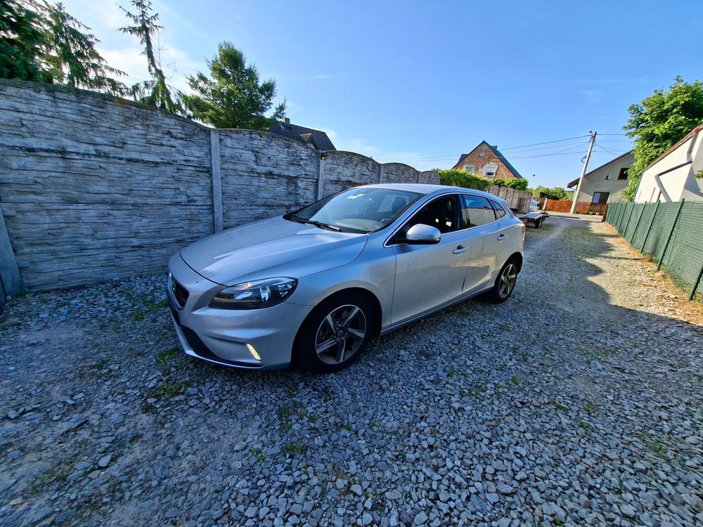 Volvo V40 II D4 RDesign 2014