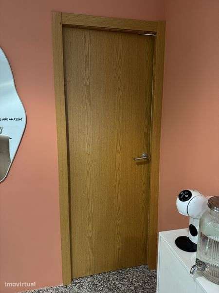 ALUGO  GABINETE ALMADA / MESA PARA MANICURE - Grande imagem: 4/5