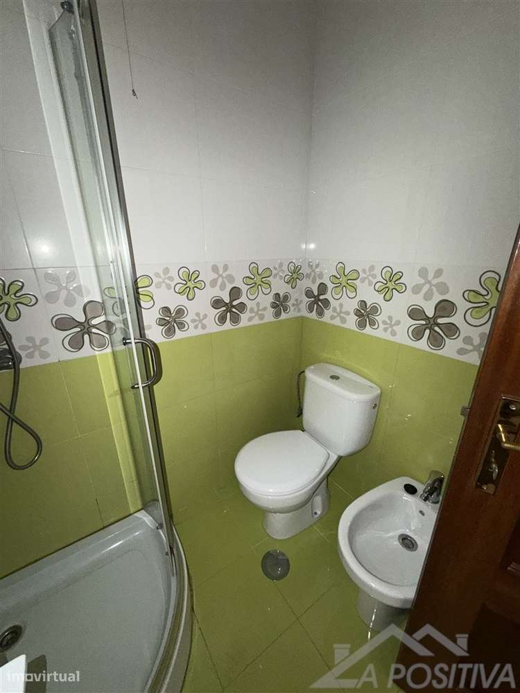 Apartamento T2 Venda em São João da Madeira,São João da Madeira-29