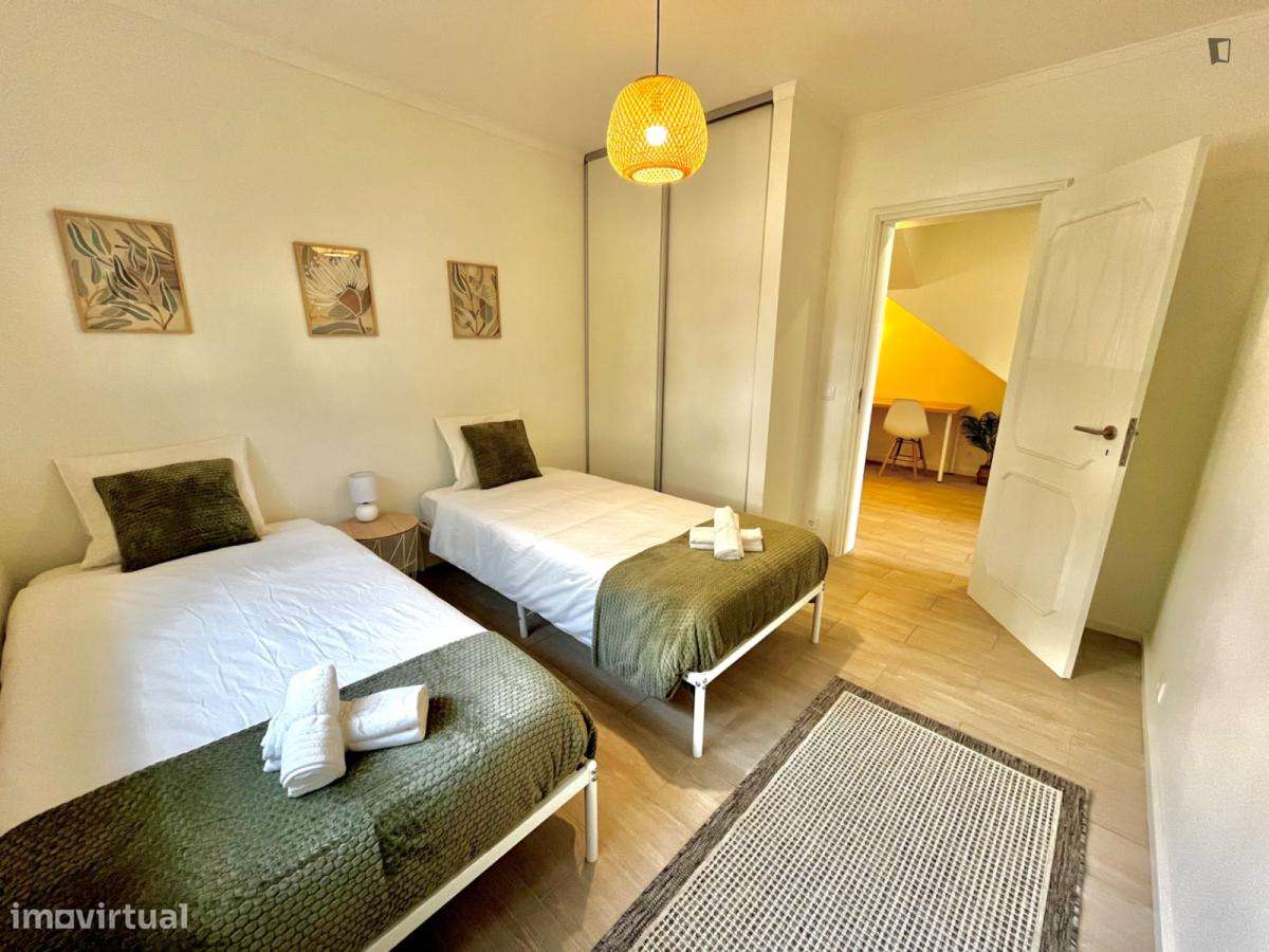 Quarto - localizado em Custóias Porto - Grande imagem: 2/22