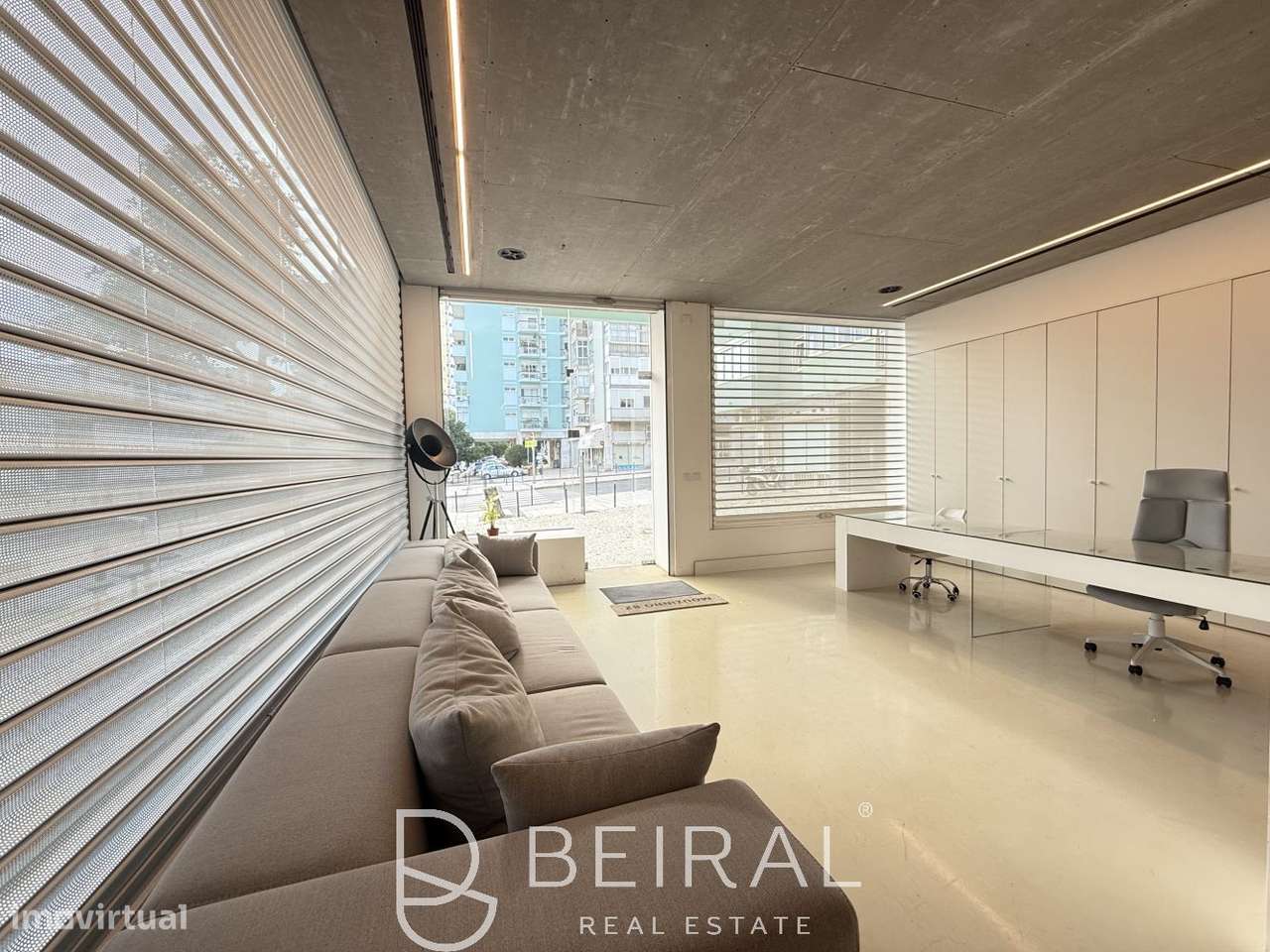 Espaço comercial espaçoso e luminoso no centro de Lisboa-6