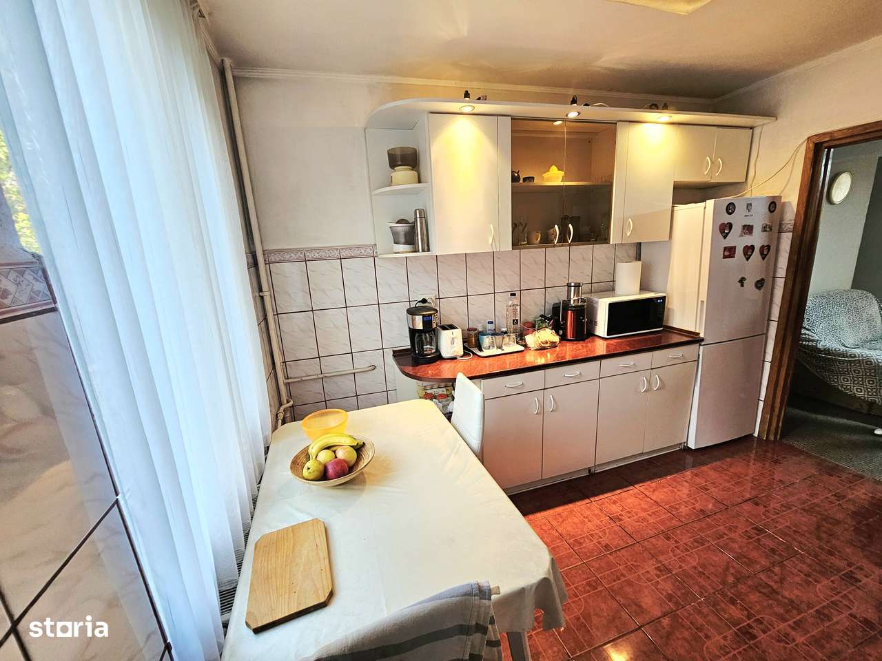 Vând apartament 4 camere-str.Splaiul Crișanei-4