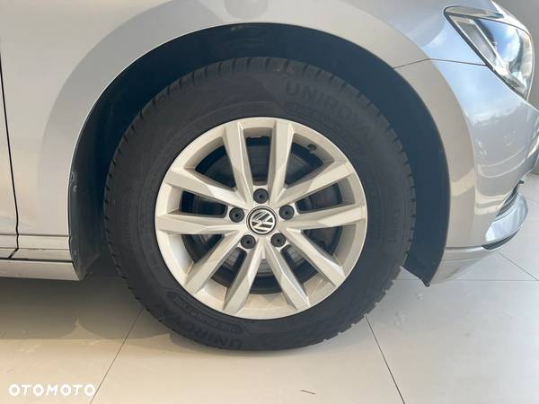 Volkswagen Passat 2.0 TDI BMT Comfortline - 21