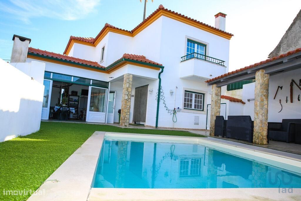 Casa / Villa T3 em São Bartolomeu dos Galegos e Moledo de 215,00 m2 - Grande imagem: 1/30