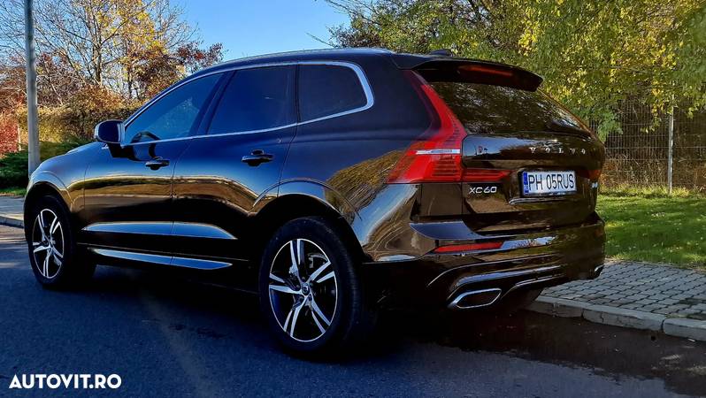 Volvo XC 60 D4 AWD Geartronic RDesign - 33