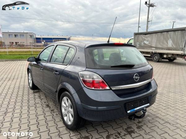 Opel Astra III 1.6 Essentia - 10