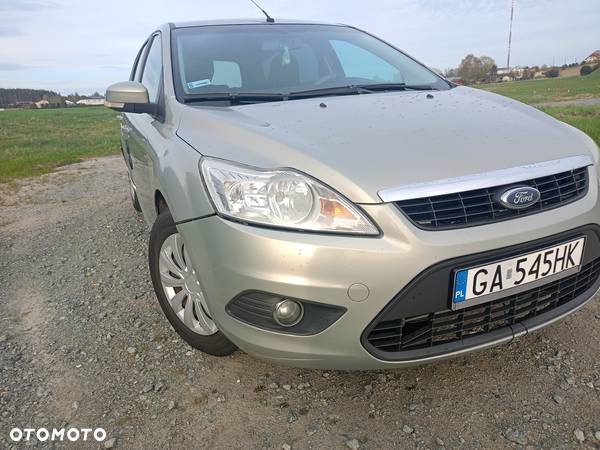 Ford Focus 1.6 TDCi Trend + - 6