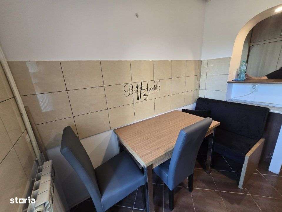 Ap. 2 camere de inchiriat – Faleza Nord, Restaurant Reyna,  etaj 2 - Imagine principală: 4/12