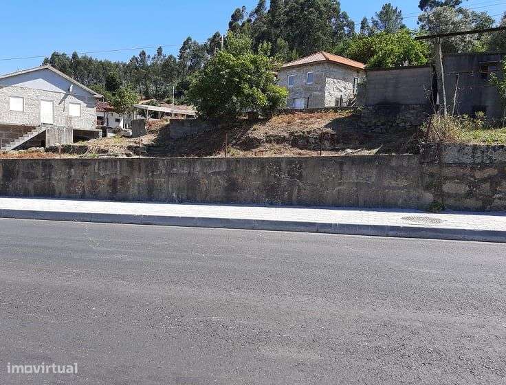 Vende Terreno São Miguel de Paredes Penafiel - Grande imagem: 2/19