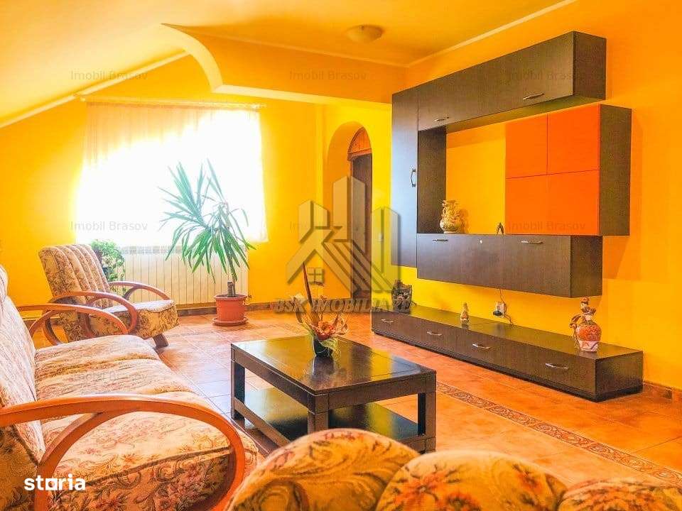 Casa de vanzare Moieciu Bran, langa Castel – Ideal pensiune, comisio-11