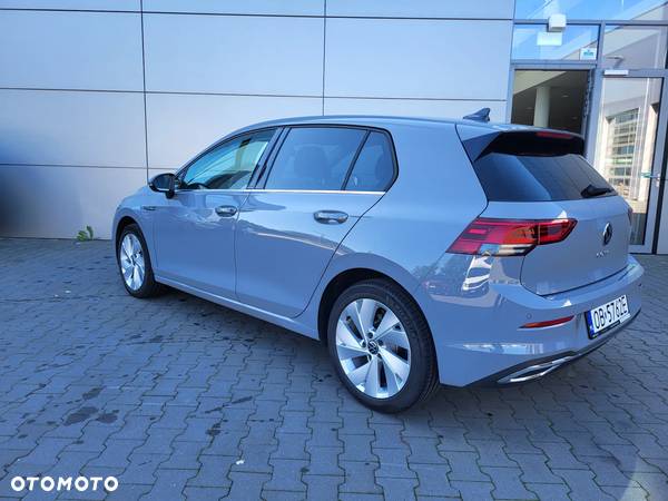 Volkswagen Golf VIII 1.5 TSI EVO Style - 4