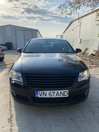 Volkswagen Passat 2.0TDI Comfortline DPF - 3