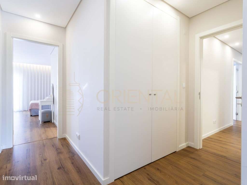 Exclusivo T4 Penthouse de Luxo com 379 m² na Póvoa de Santa Iria.-14