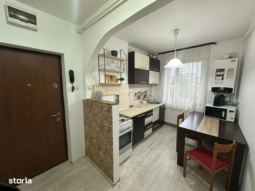 cv 118 Victoriei, apartament 2 camere semidecomandat, 2 balcoane - Imagine principală: 4/7