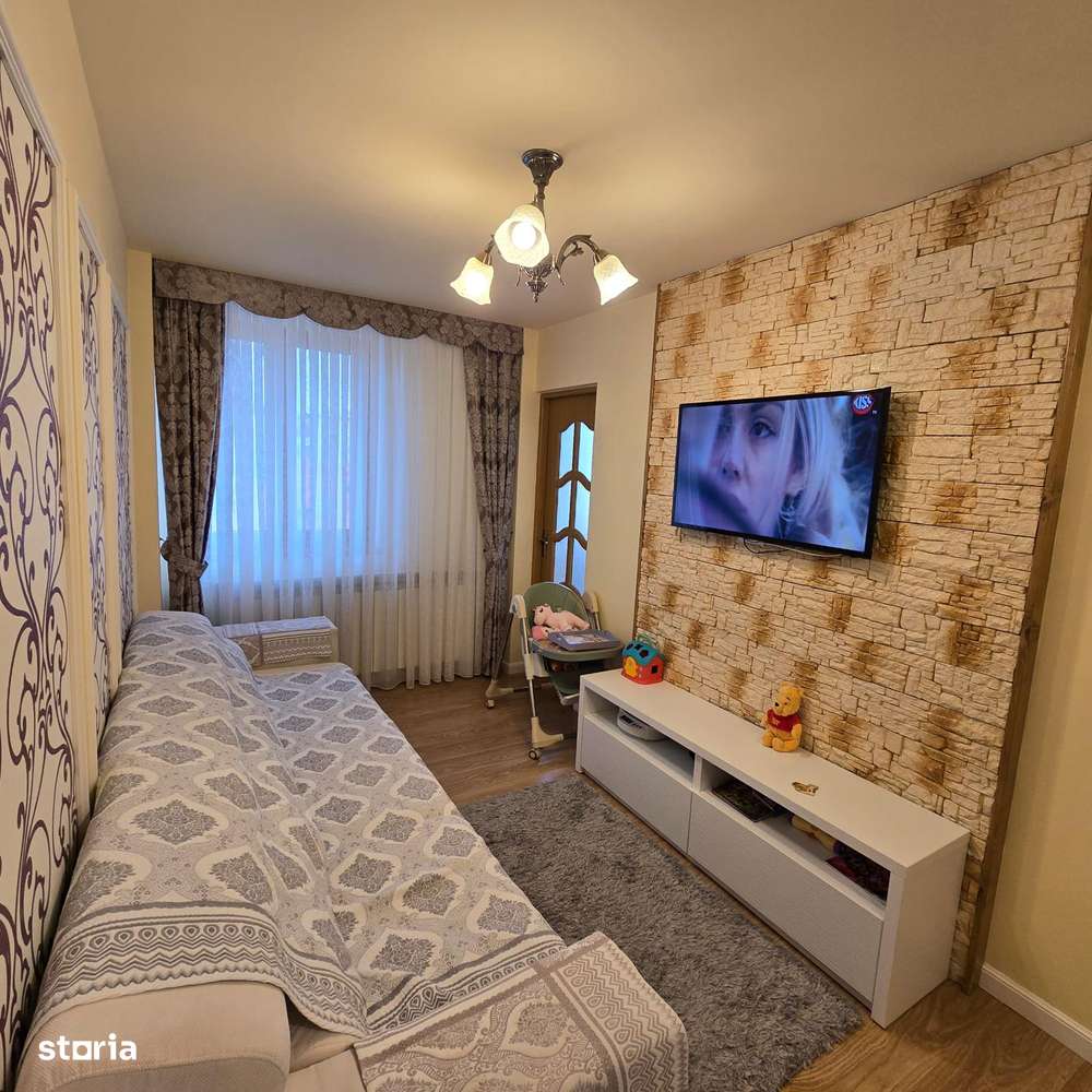 Vând apartament cu 4 camere ultracentral-6