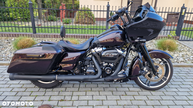 Harley-Davidson Touring Road Glide - 4