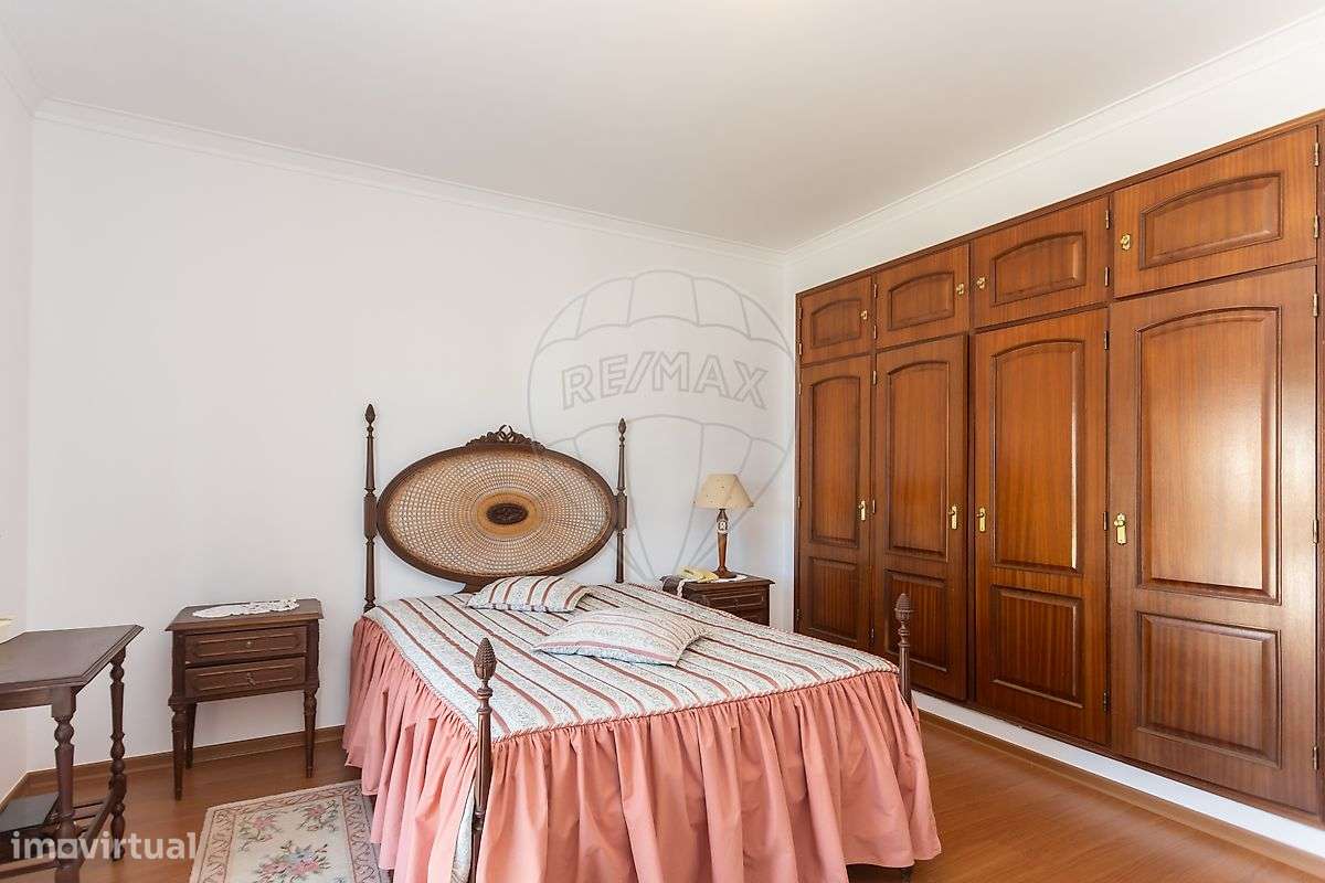 Moradia T4 para venda-46