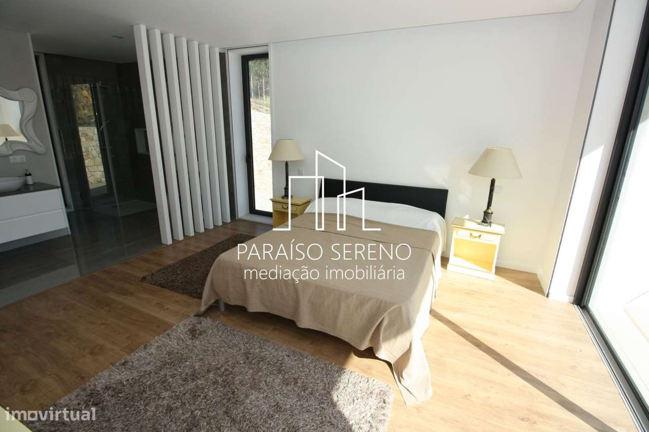 Moradia de Luxo em S. Miguel do Mato-37