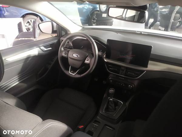 Ford Focus 1.0 EcoBoost mHEV Titanium - 9