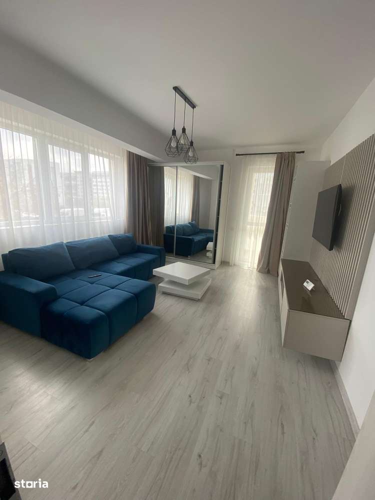 Apartament 3 camere decomandat, metrou Aparatorii Patriei