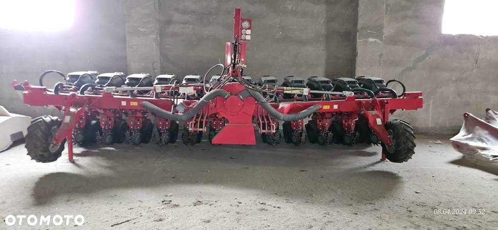 Horsch 308 tyś netto siewnik punktowy Horsch Maestro 12RV - 1