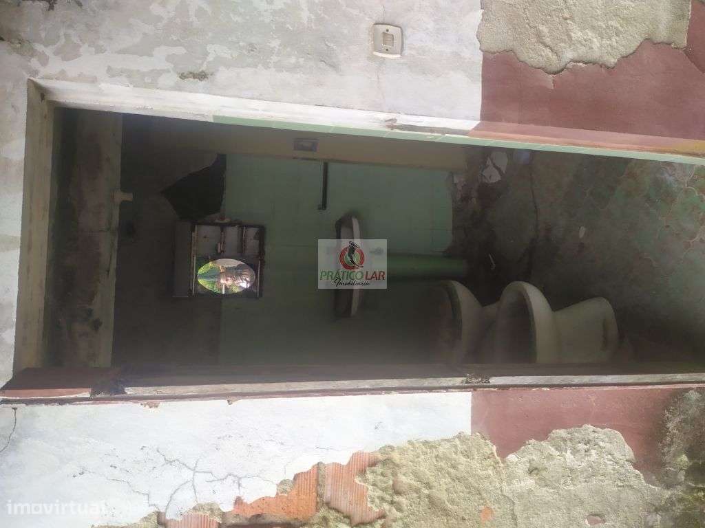 Moradia  para Recuperar no Troviscal-10