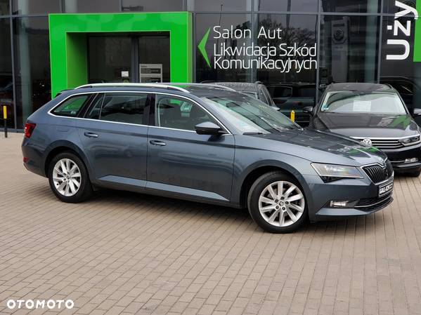 Skoda Superb 2.0 TDI Ambition DSG - 5