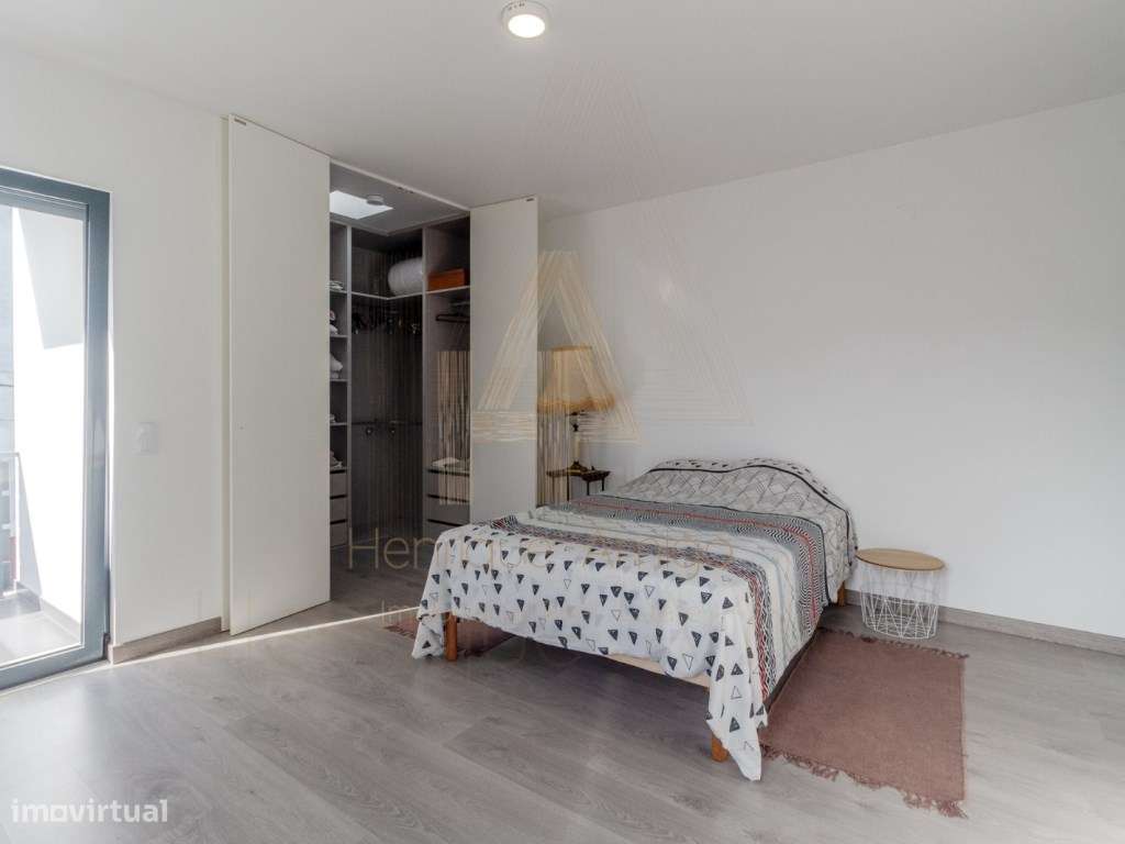 Moradia T4 com piscina em Castelo (Sesimbra)-23